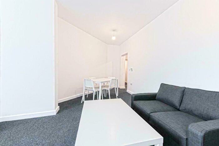 4 Bedroom Flat To Rent In Albert Terrace Road, Sheffield, S6