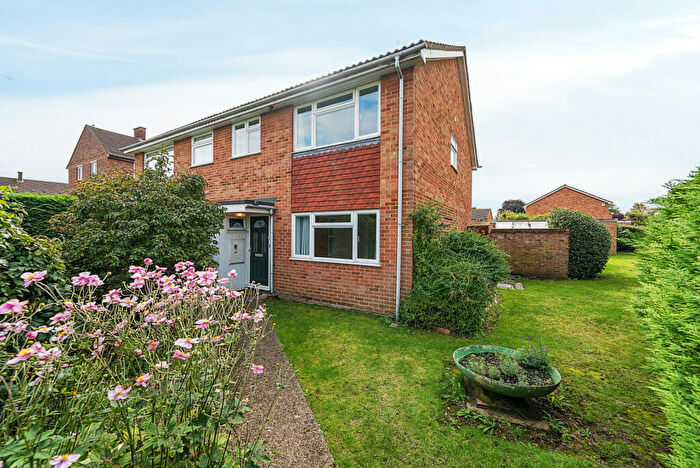 4 Bedroom Semi-Detached House To Rent In Cottimore Lane, Walton-On-Thames, KT12