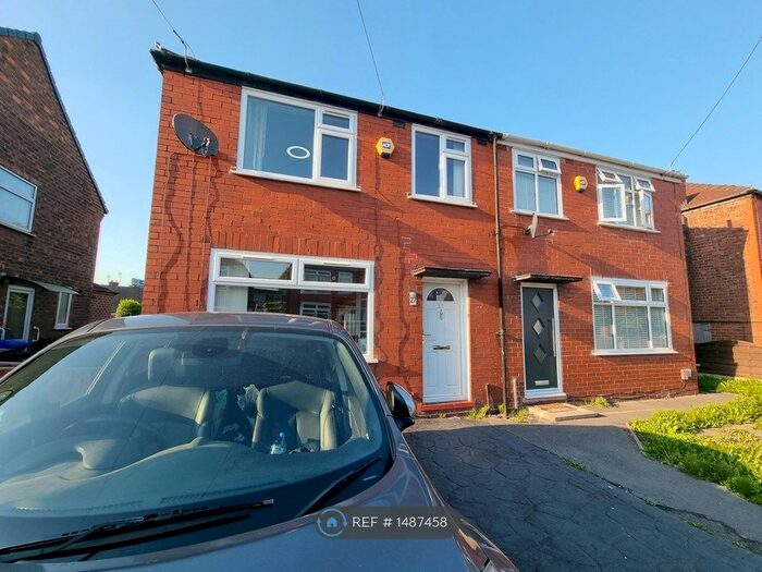 3 Bedroom Semi-Detached House To Rent In Weymouth Road, Eccles, Manchester, M30