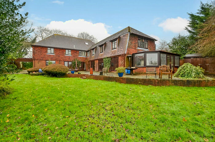 5 Bedroom Detached House For Sale In Four Marks, Alton, GU34