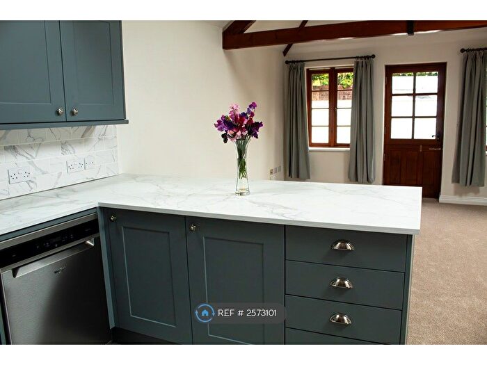 1 Bedroom Flat To Rent In Fore Street, Silverton, Exeter, EX5