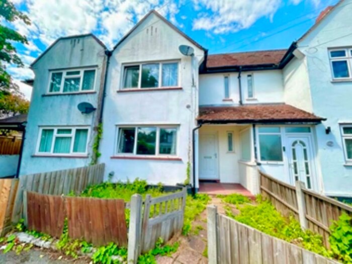 2 Bedroom Terraced House For Sale In Mathews Avenue, London, E6