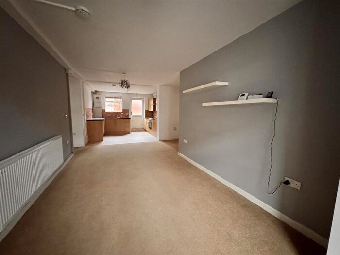 1 Bedroom Maisonette To Rent In B High Street Dosthill, B77