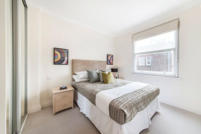 1 Bedroom Flat To Rent In Chester House, - Eccleston Place, SW1W