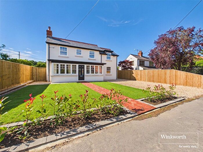 4 Bedroom Detached House For Sale In Norton Road, Riseley, Reading, Berkshire, RG7