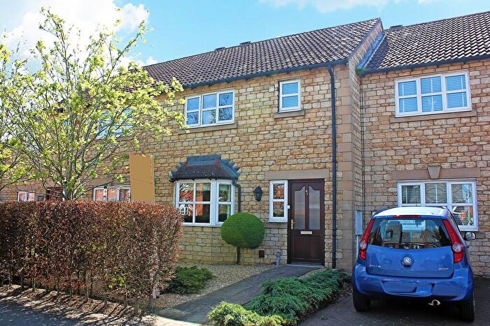 3 Bedroom Mews For Sale In Millstone Lane, Syston, Leicester, LE7