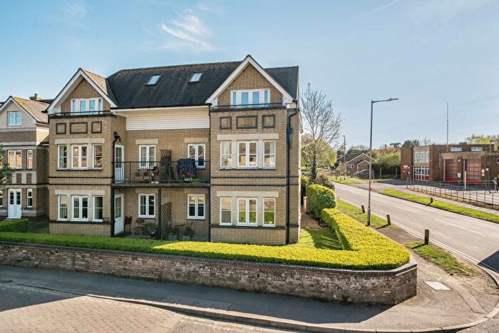 1 Bedroom Apartment For Sale In Clifton Road, Shefford, SG17