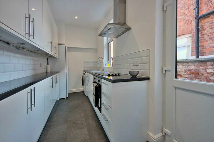 3 Bedroom Terraced House To Rent In Knighton Fields Road East, Leicester, LE2