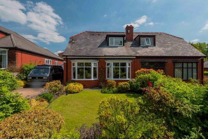 3 Bedroom Semi-Detached House To Rent In Belmont Road, Bolton BL1