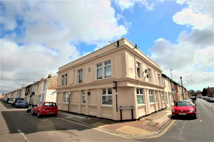 1 Bedroom Apartment To Rent In Brookfield Road, Portsmouth, PO1