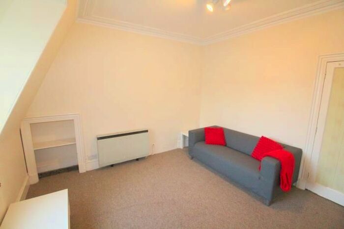 1 Bedroom Flat To Rent In Victoria Road, Aberdeen, AB11