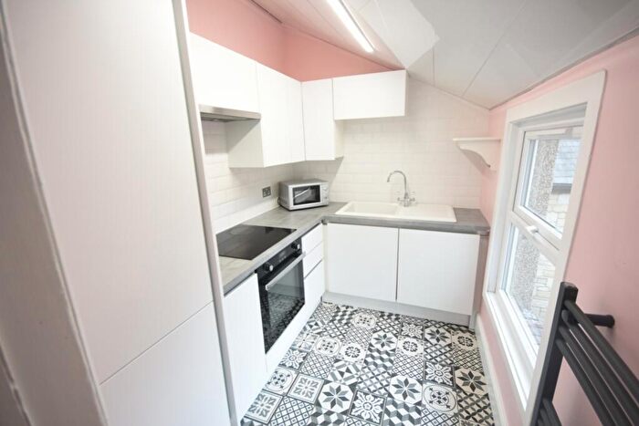 2 Bedroom Flat To Rent In Causey Street, Gosforth, NE3