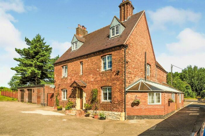 5 Bedroom Property For Sale In Ashby Road, Isley Walton, Derby, DE74