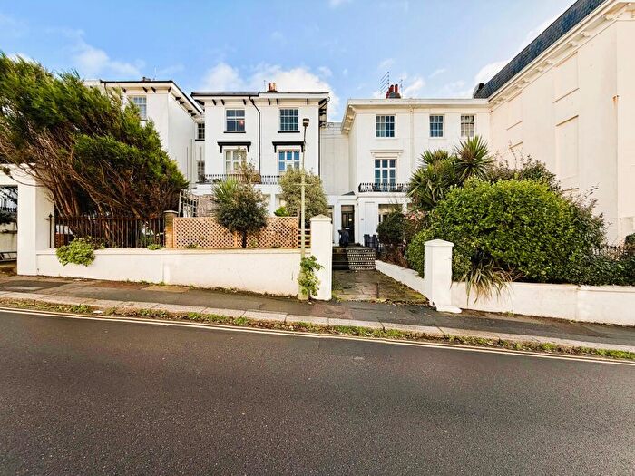 2 Bedroom Flat To Rent In Norfolk Square, Brighton, BN1