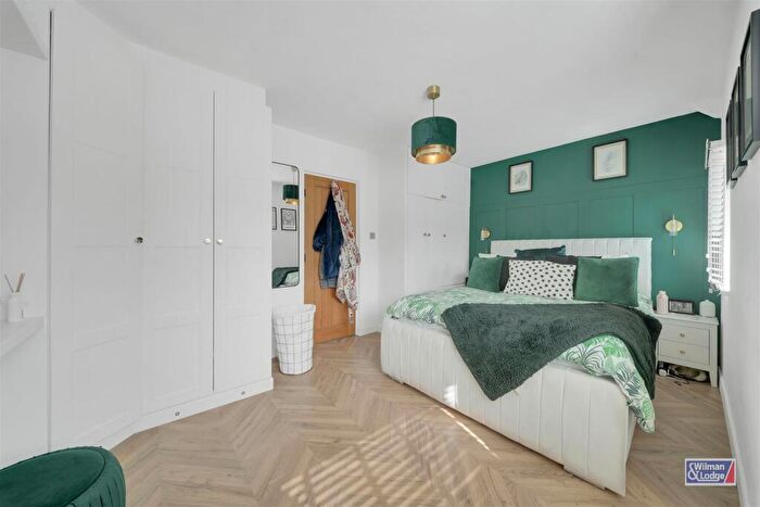 2 Bedroom Semi-Detached House For Sale In Bridge End, Glusburn, BD20
