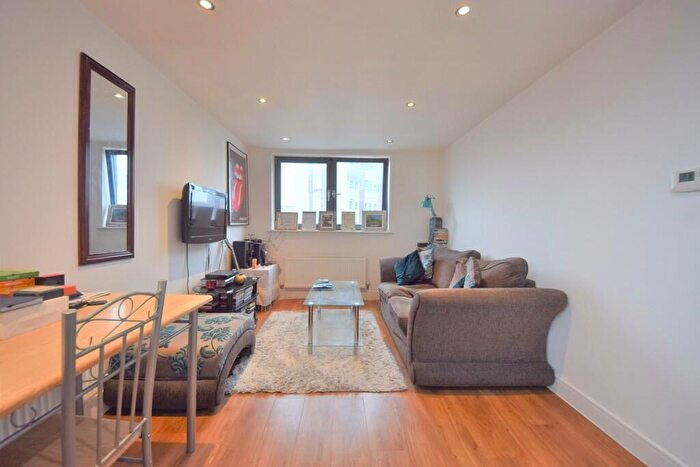 1 Bedroom Apartment To Rent In Invito House, Gants Hill, IG2