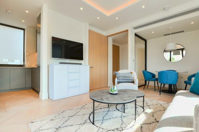 2 Bedroom Apartment To Rent In Haverstock Hill, Belsize Park, NW3