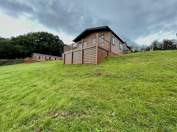 2 Bedroom Lodge For Sale In Tunstall, Richmond, DL10