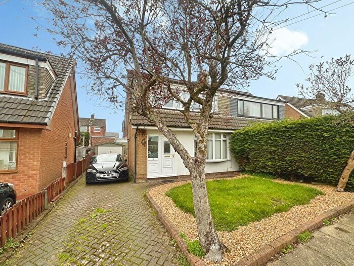 3 Bedroom House For Sale In Moreton Drive, Bury, BL8