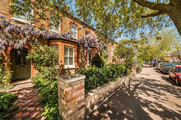 4 Bedroom Semi-Detached House For Sale In Frances Road, Windsor, Berkshire, SL4