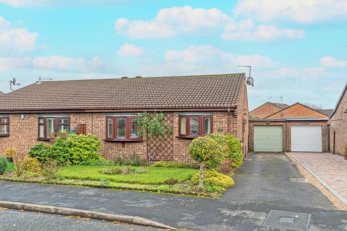 2 Bedroom Semi-Detached Bungalow To Rent In Richmond Avenue, Grappenhall, Warrington, WA4