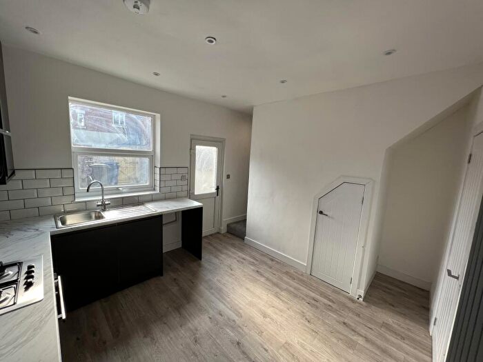 2 Bedroom Terraced House To Rent In Grove Street, Leyland, Lancashire, PR25