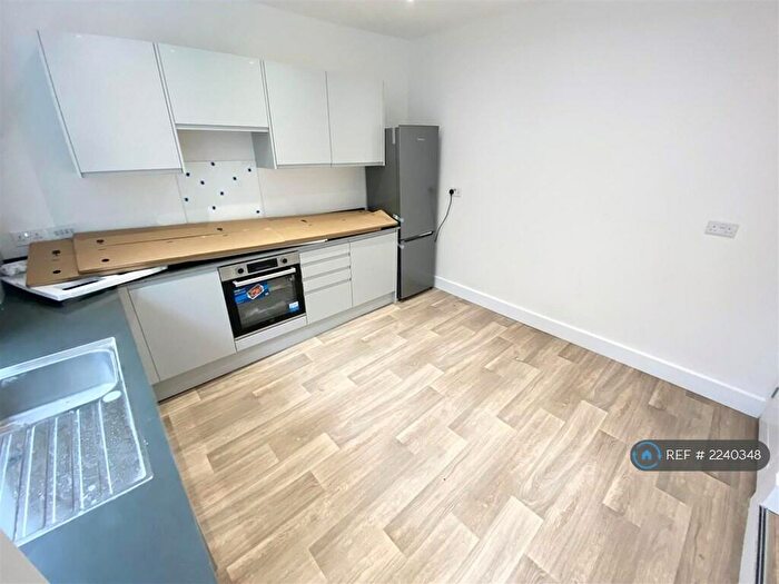 1 Bedroom Maisonette To Rent In Clarendon Road, Luton, LU2