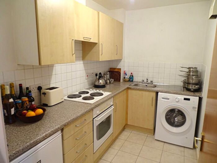 1 Bedroom Flat For Sale In Brook Street, CM1