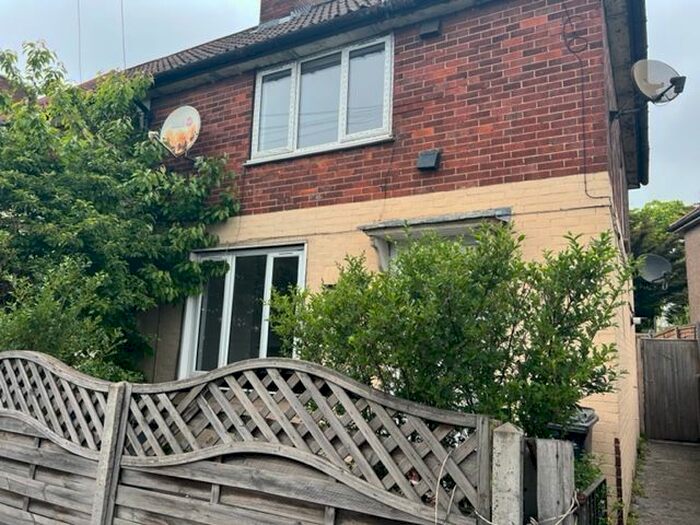 3 Bedroom Semi-Detached House To Rent In Ripple Road, Barking/Dagenham, RM9