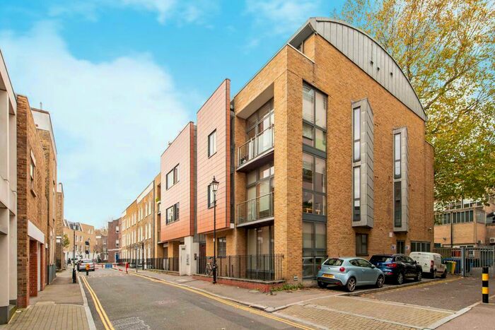 2 Bedroom Flat To Rent In Friend Street, London, EC1V