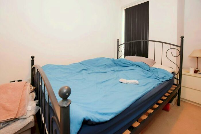 1 Bedroom Flat To Rent In Melia House, Lord Street, Green Quarter, Manchester, M4