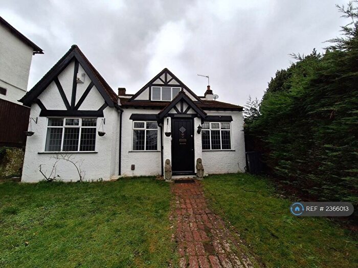 4 Bedroom Bungalow To Rent In Epsom Road, Croydon, CR0