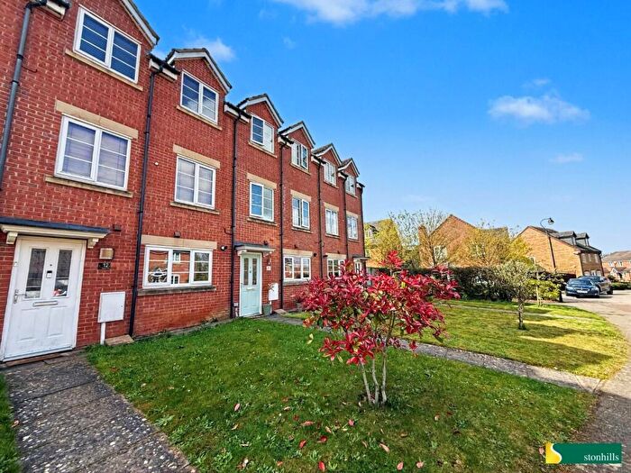 4 Bedroom Terraced House For Sale In Badger Lane, Grange Park, Northampton, NN4