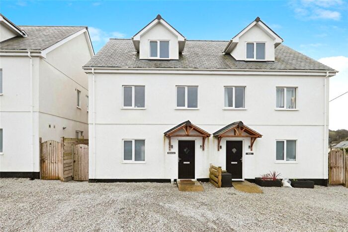3 Bedroom Semi Detached House For Sale In Floral Lane, Higher Brea, Camborne, Cornwall, TR14