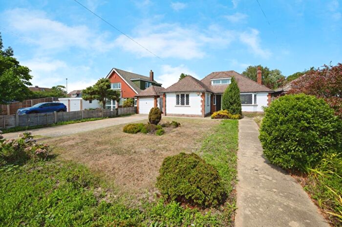 2 Bedroom Bungalow For Sale In Sinah Lane, Hayling Island, Hampshire, PO11