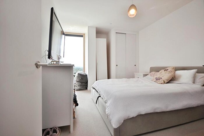 1 Bedroom Flat To Rent In St Marks Square Bromley, BR2