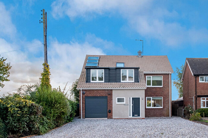 5 Bedroom Detached House To Rent In Hampton Road, Warwick, CV35