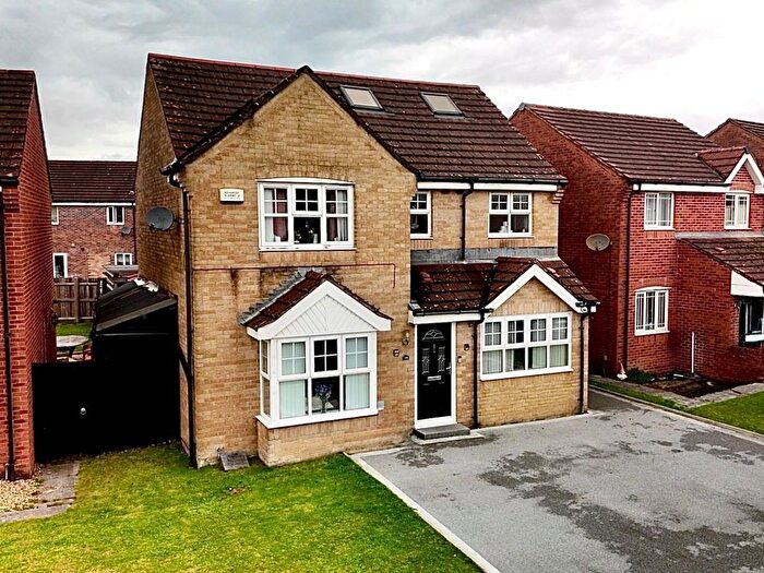6 Bedroom Detached House For Sale In Herbert Thomas Way, Birchgrove, Swansea, SA7