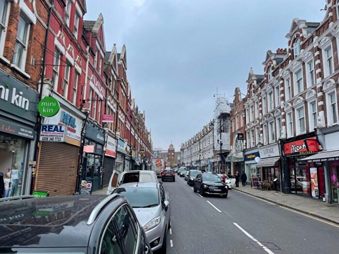 Studio To Rent In Broadway Parade, Crouch End, N8