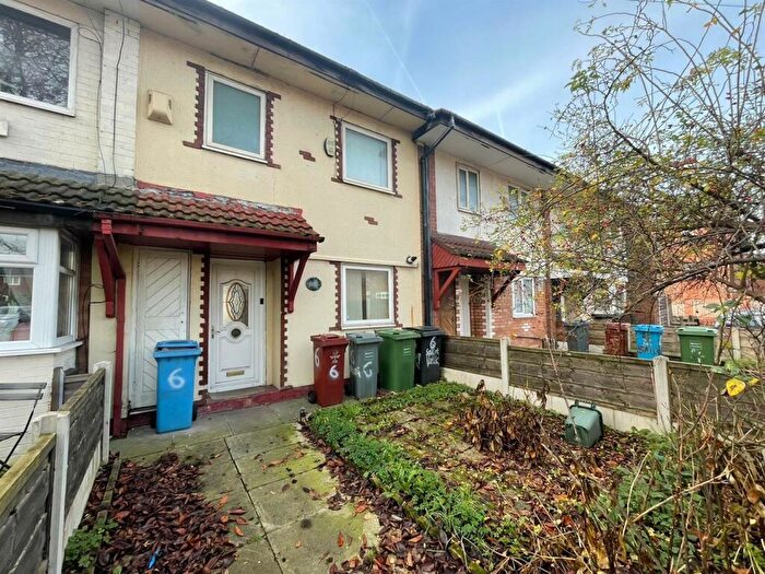 3 Bedroom House To Rent In Salcot Walk, Miles Platting, Manchester, M40