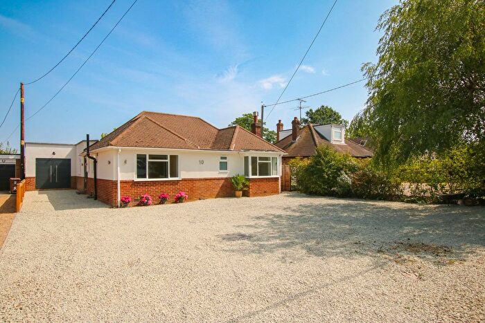 4 Bedroom Bungalow For Sale In Danywern Drive, Winnersh, Wokingham, RG41