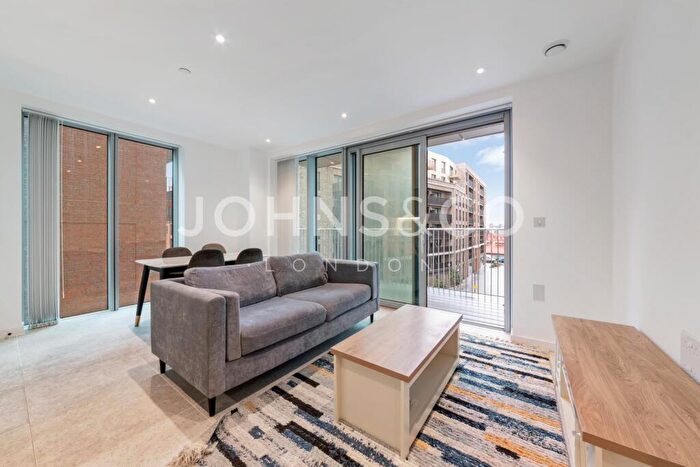 1 Bedroom Apartment To Rent In Jacquard Point, The Silk District, E1