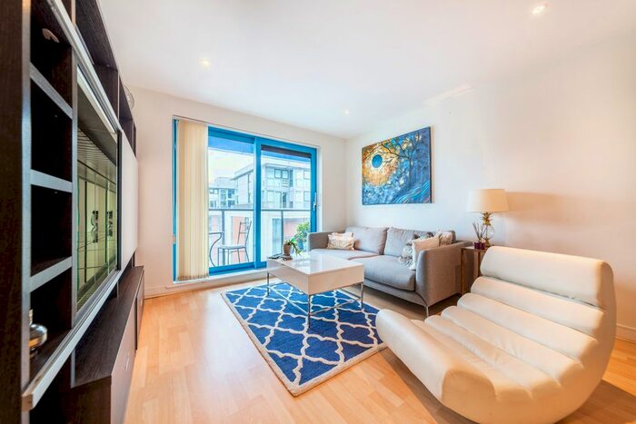 2 Bedroom Flat To Rent In Westgate Apartments, Western Gateway, Royal Victoria, London, E16