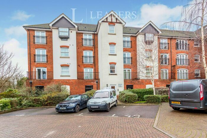 1 Bedroom Flat To Rent In Woodfield Road, Crawley, RH10