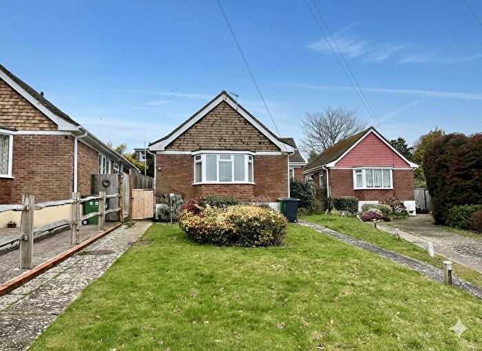 2 Bedroom Detached Bungalow For Sale In Willowbed Walk, Hastings, TN34