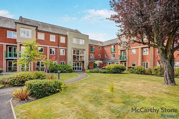 1 Bedroom Flat For Sale In Henderson Court, North Road, Ponteland, Newcastle Upon Tyne, NE20