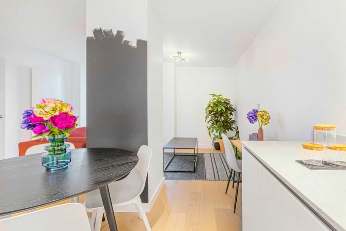 1 Bedroom Flat To Rent In Highgate Hill, London, N19