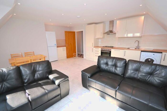 3 Bedroom Apartment To Rent In Cotehouse, Wokingham Road, Earley, Reading, Berkshire, RG6