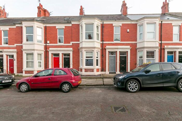 2 Bedroom Flat To Rent In Albemarle Avenue, High West Jesmond, Newcastle Upon Tyne, NE2