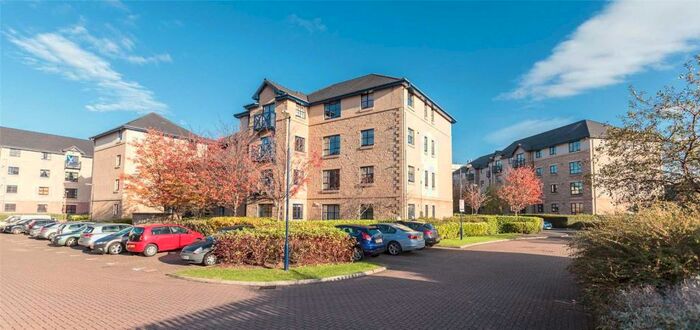 2 Bedroom Apartment To Rent In Russell Gardens, Roseburn, Edinburgh, EH12